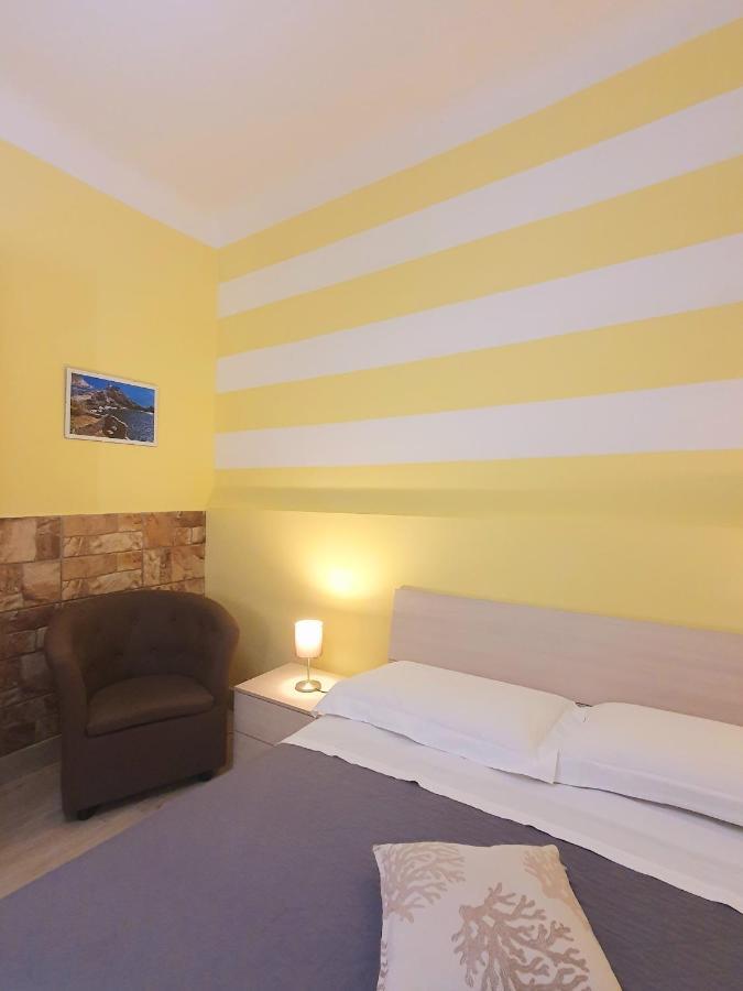 Tecla House * La Spezia